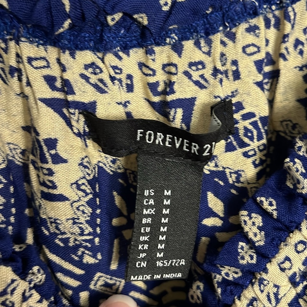 Romper - Picture 2 of 4
